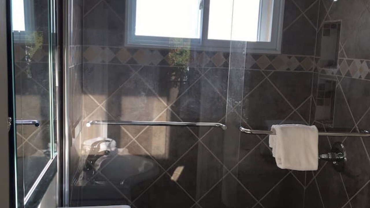 Photo of Bathroom in Port McNicoll