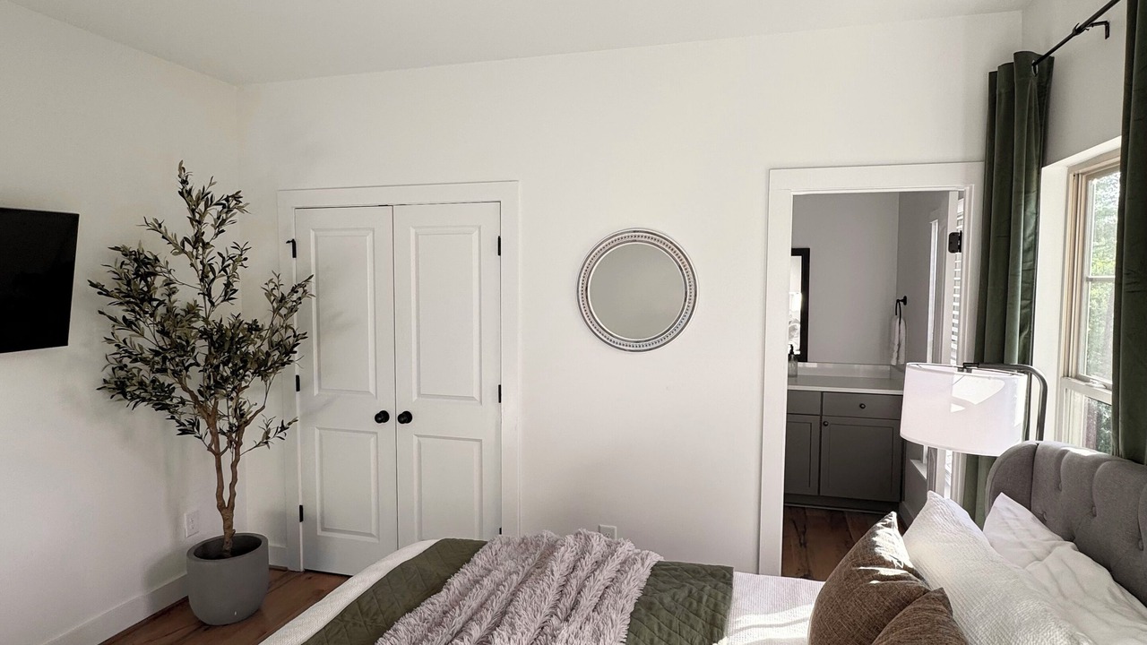 Photo of Bedroom in Tallassee