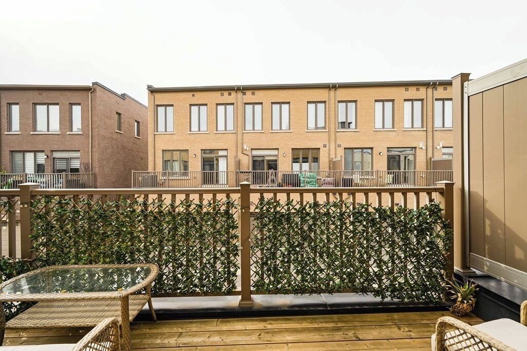 Photo of Patio Balcony in Oakville