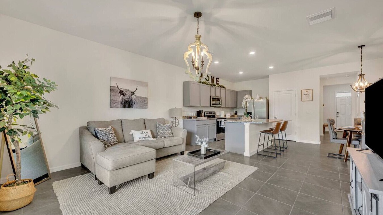 Photo of Livingroom in Knights Community Club