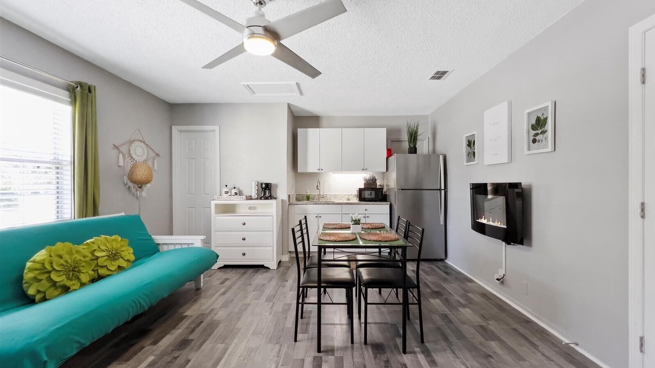 Photo of Livingroom in United Central