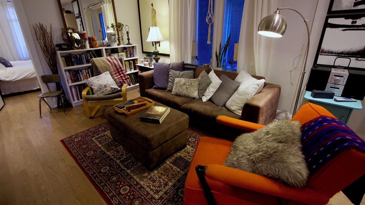 Photo of Livingroom in Leslieville