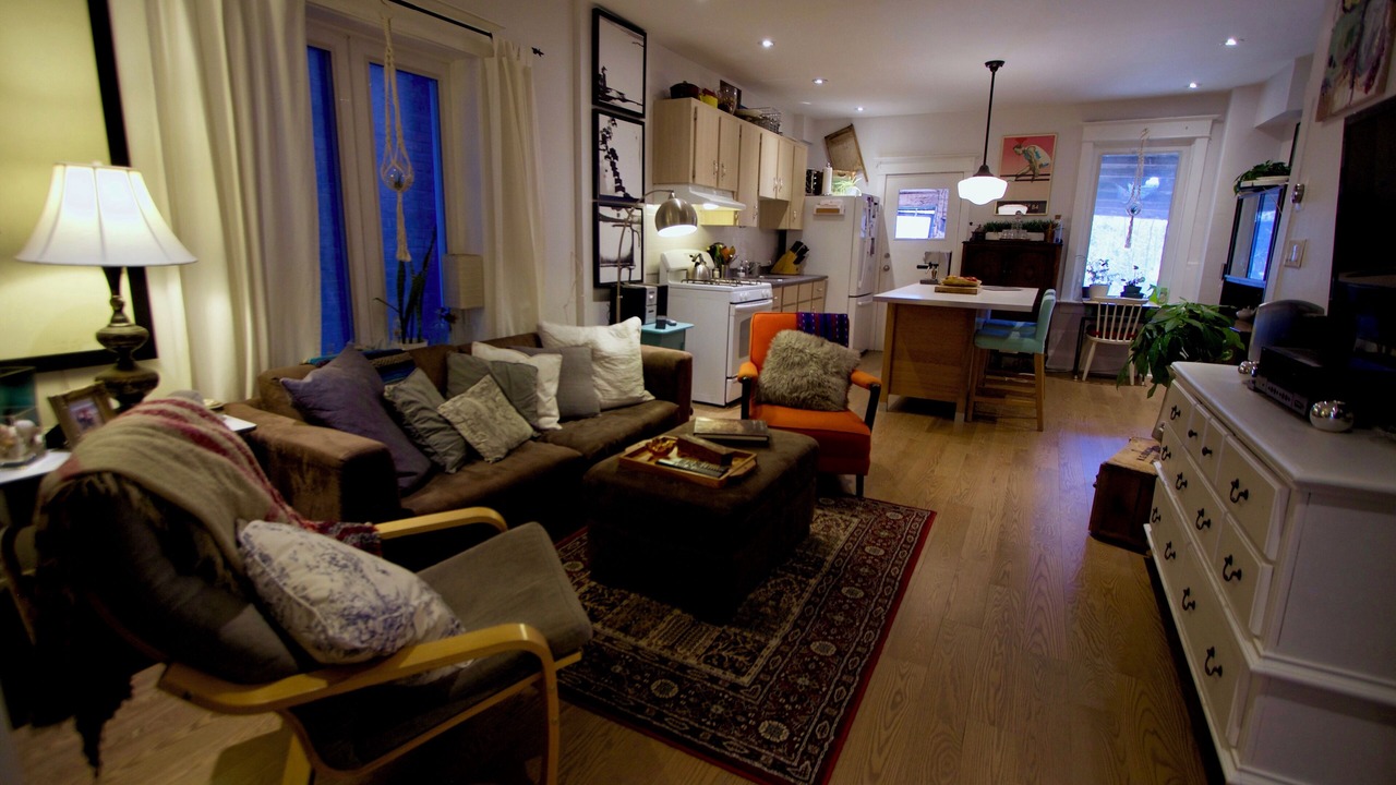 Photo of Livingroom in Leslieville