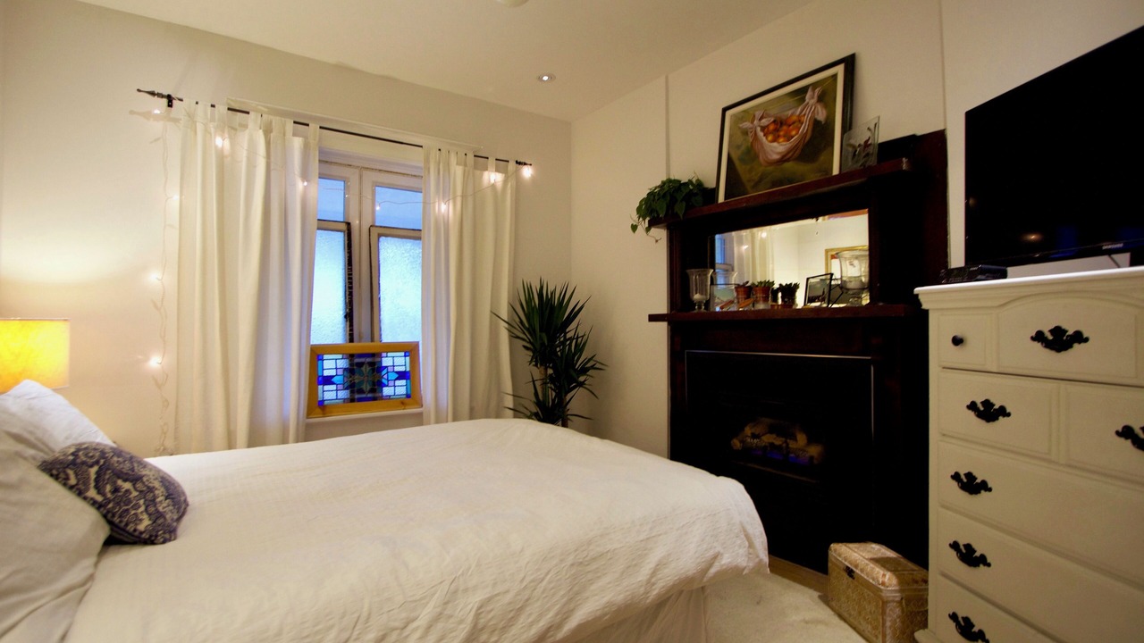 Photo of Bedroom in Leslieville
