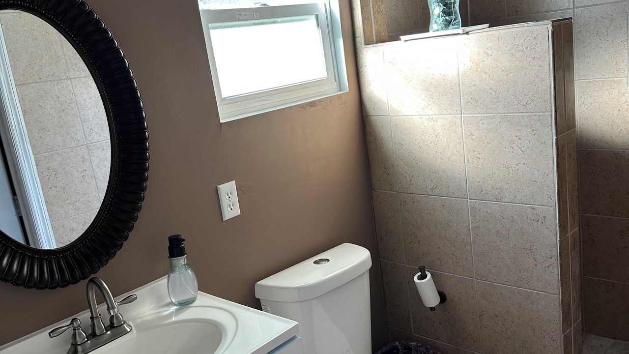 Photo of Bathroom in Gotha