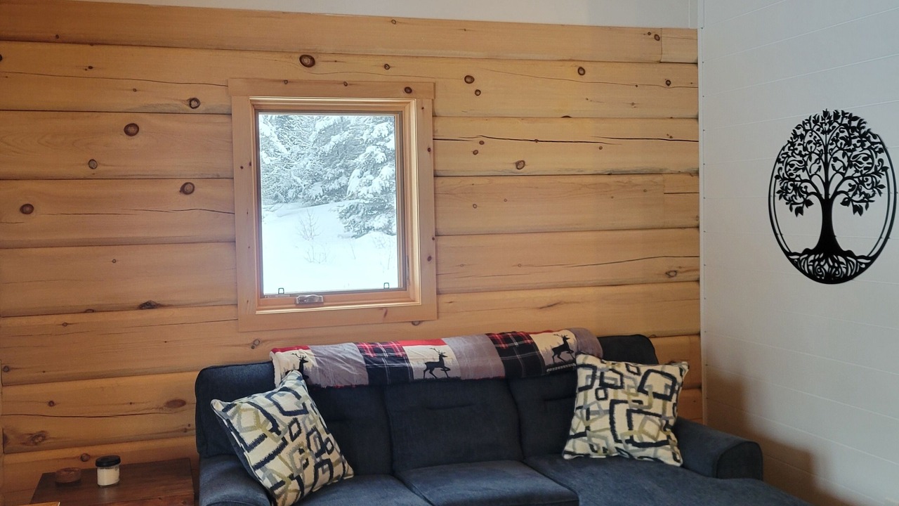 Photo of Livingroom in Strong