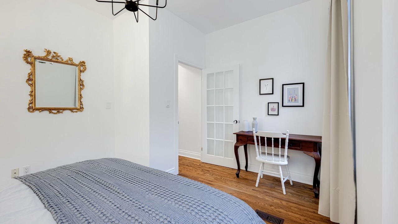 Photo of Bedroom in Cabbagetown