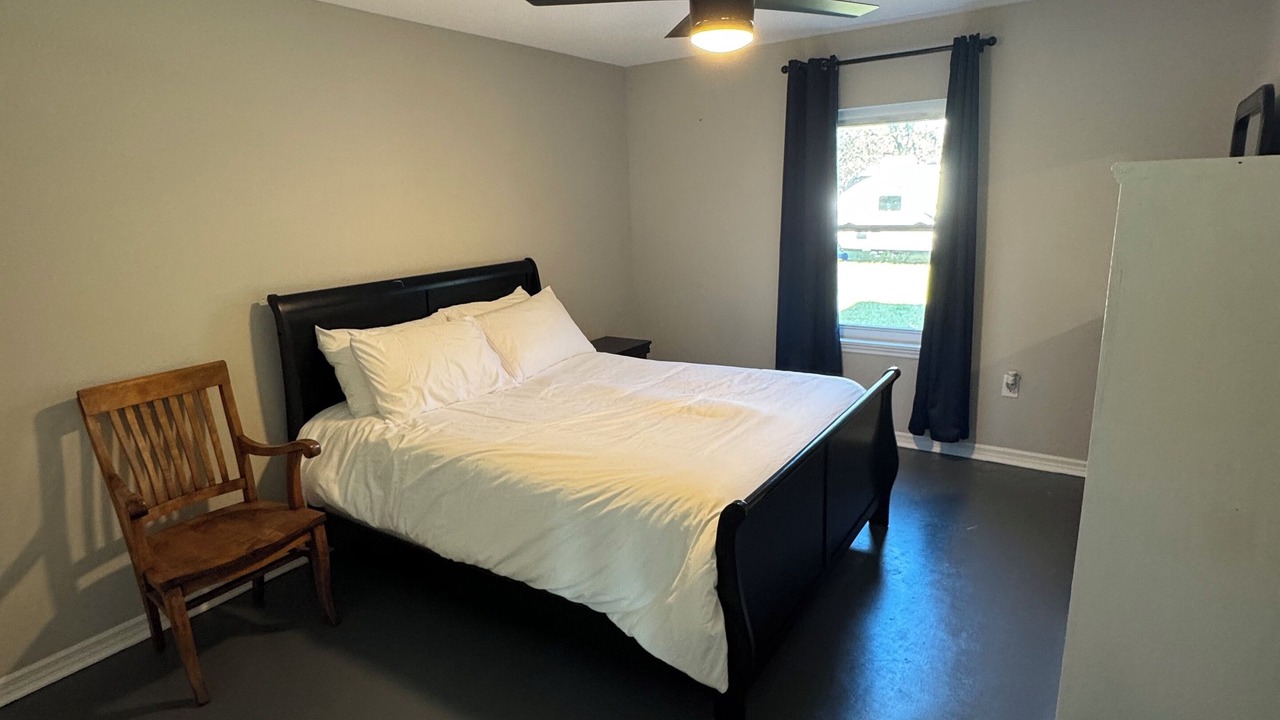 Photo of Bedroom in Plant City