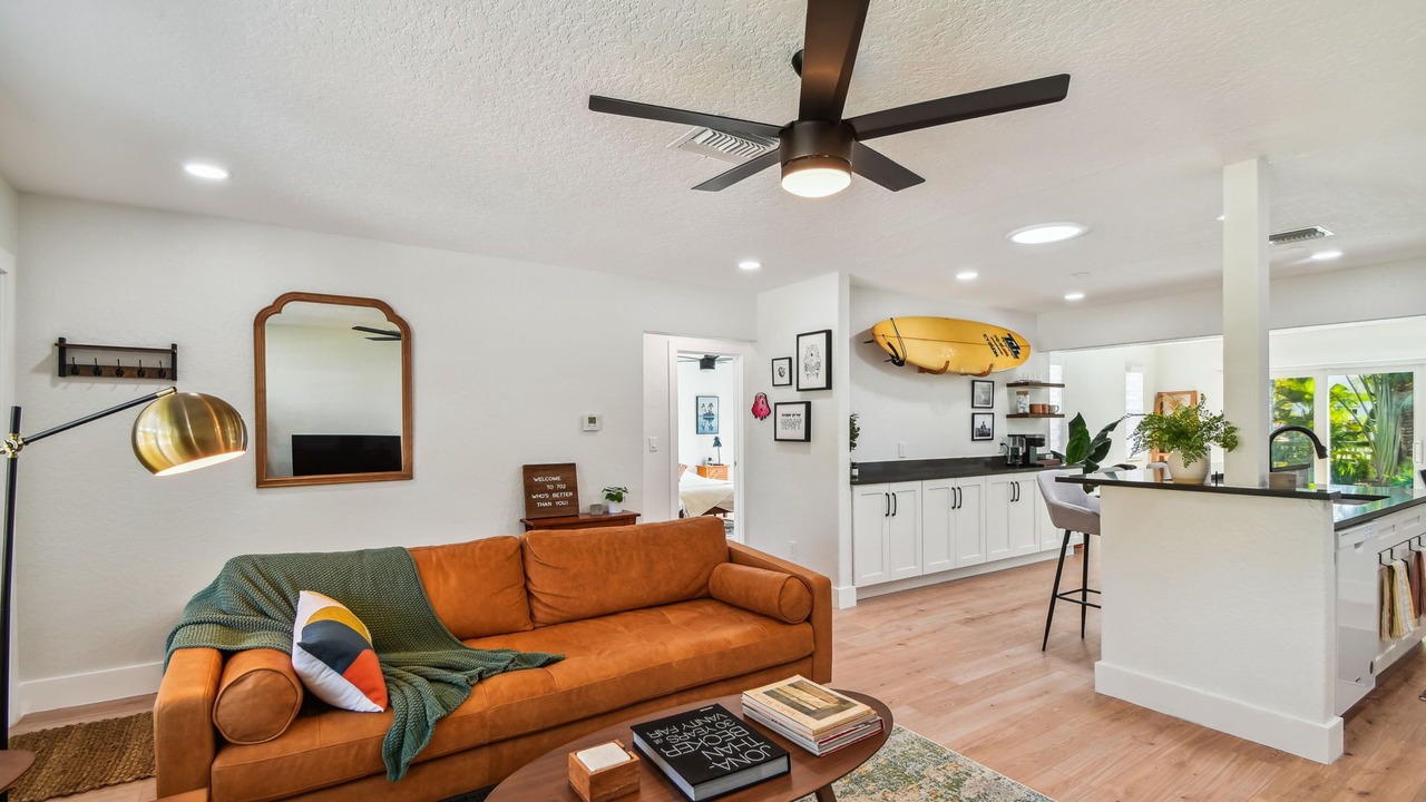 Photo of Livingroom in Ocean Ridge