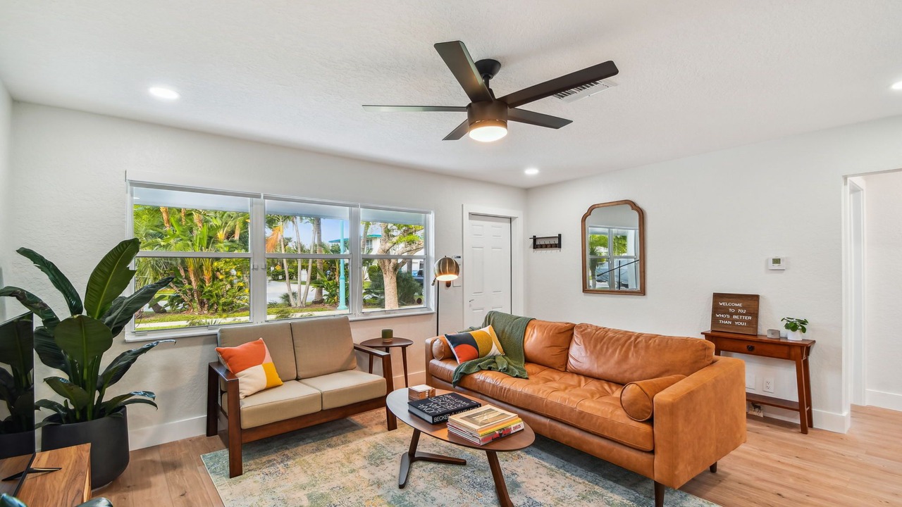 Photo of Livingroom in Ocean Ridge