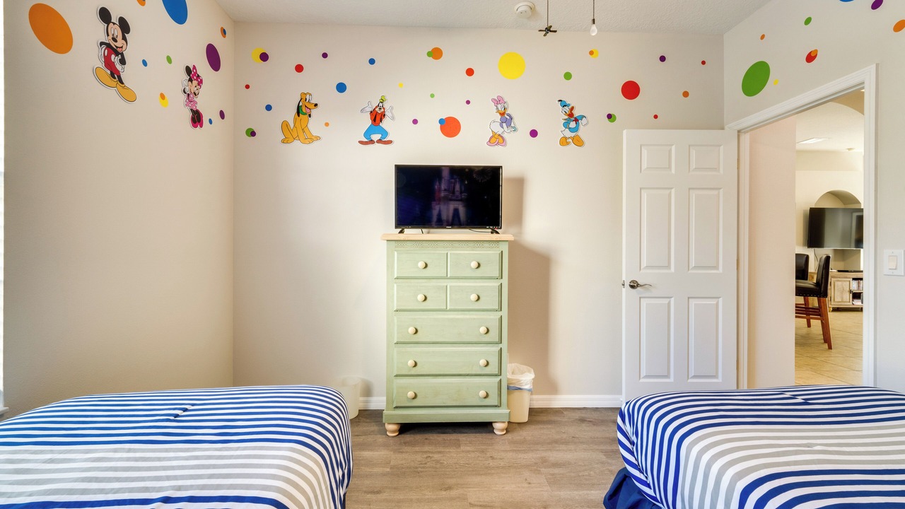 Photo of Bedroom in Florida Pines