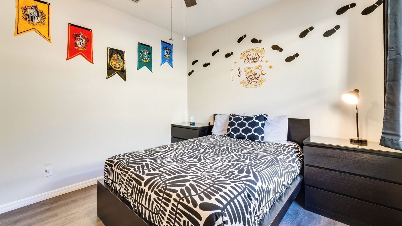 Photo of Bedroom in Florida Pines