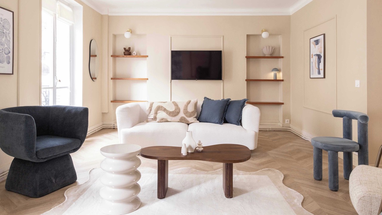 Photo of Livingroom in 15th Arrondissement