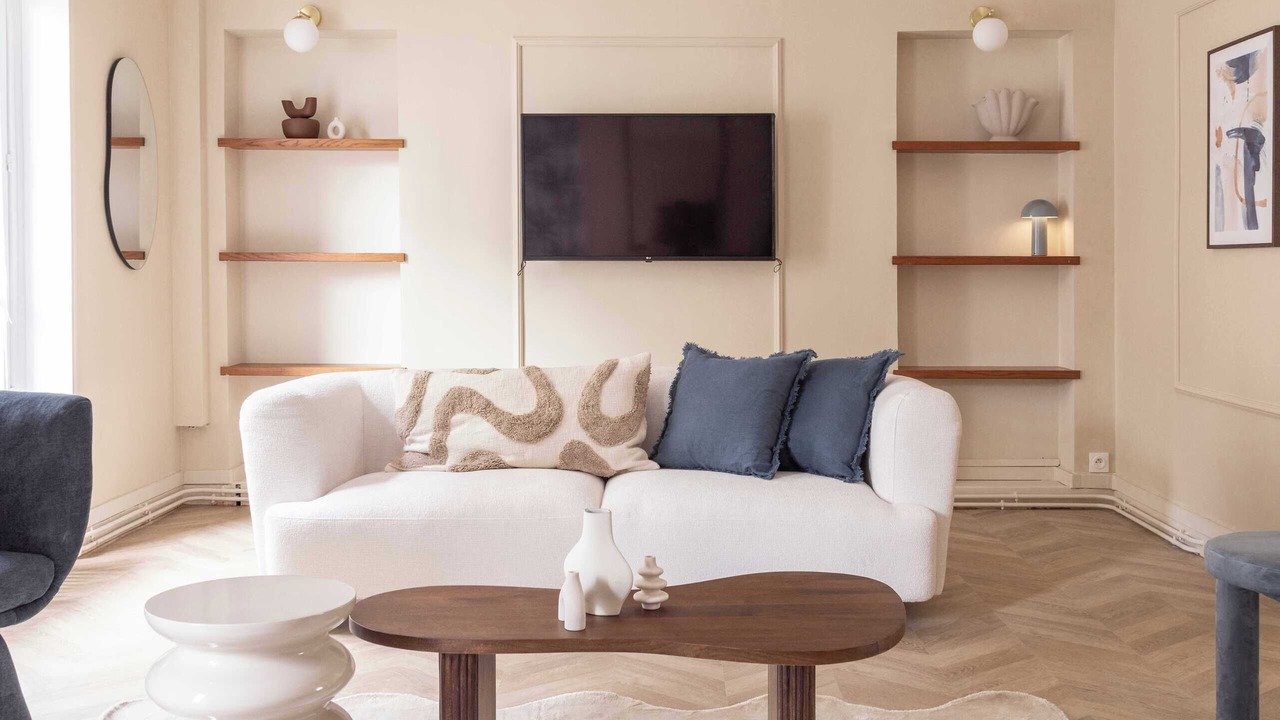 Photo of Livingroom in 15th Arrondissement