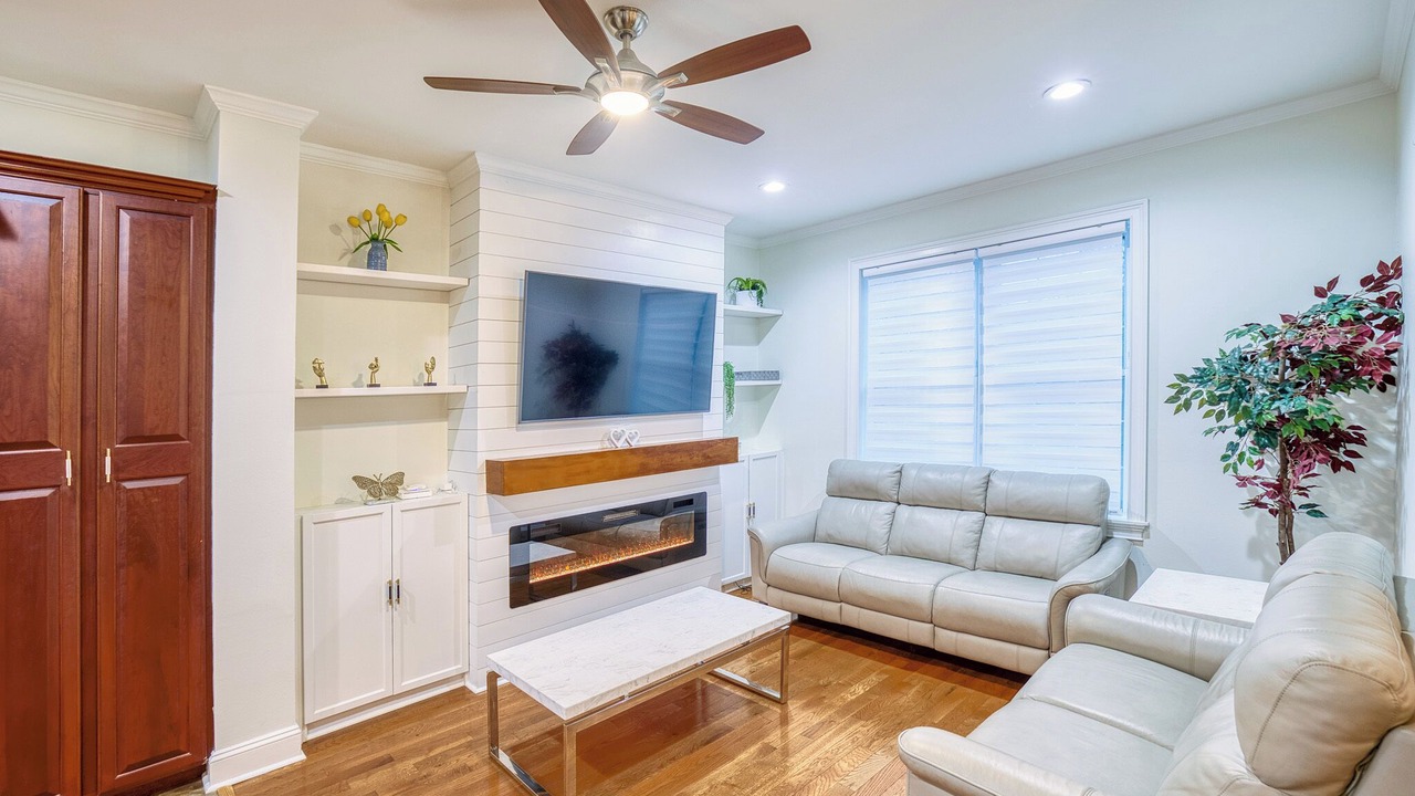 Photo of Livingroom in SoHo