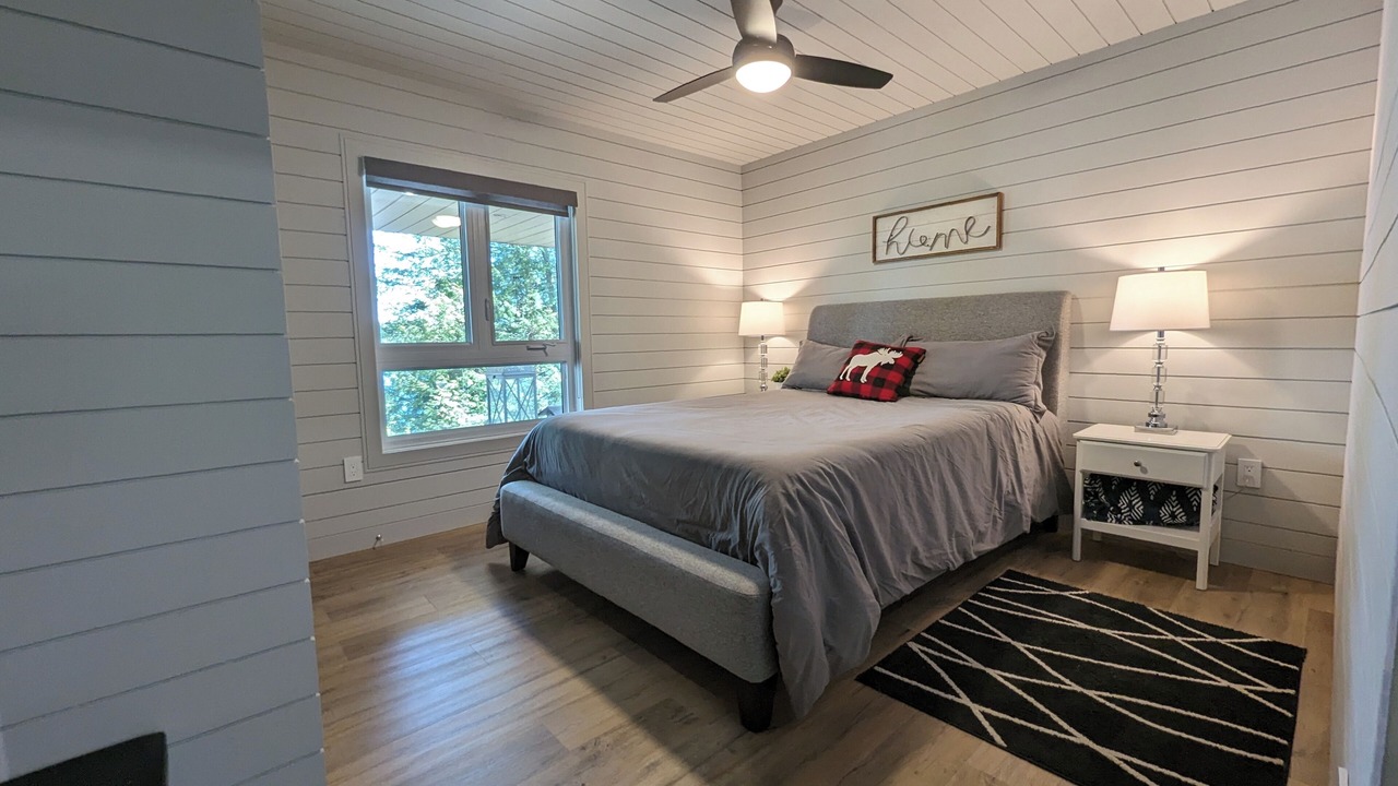 Photo of Bedroom in North Kawartha