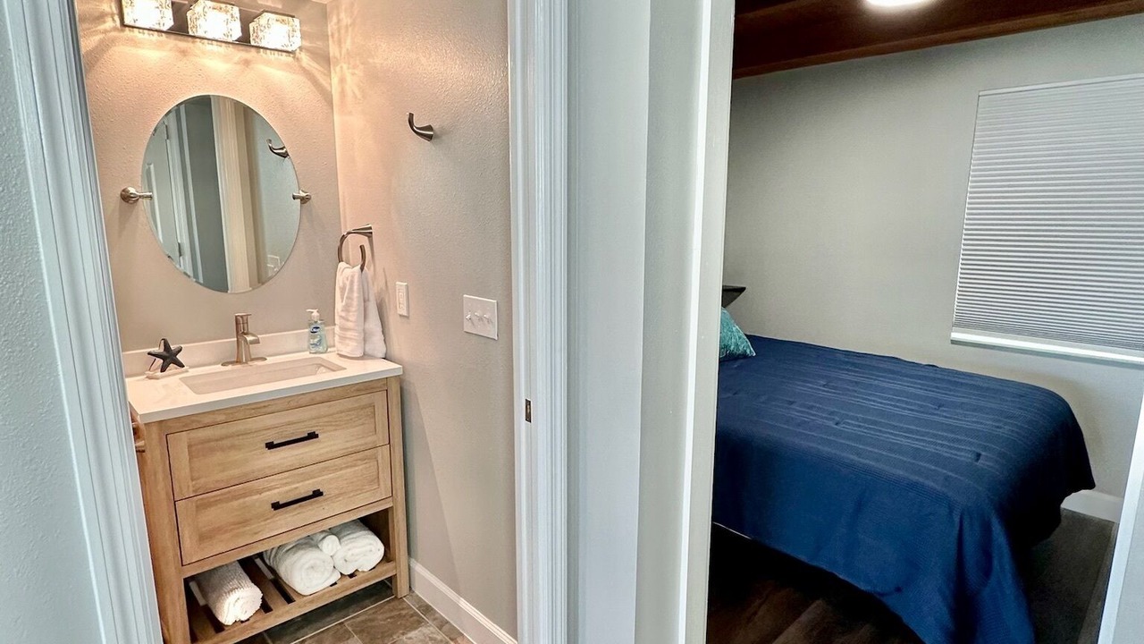 Photo of Bedroom in Tavares