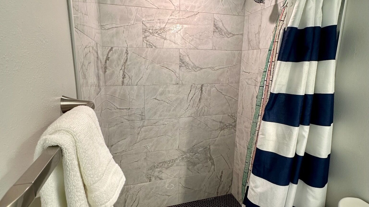Photo of Bathroom in Tavares