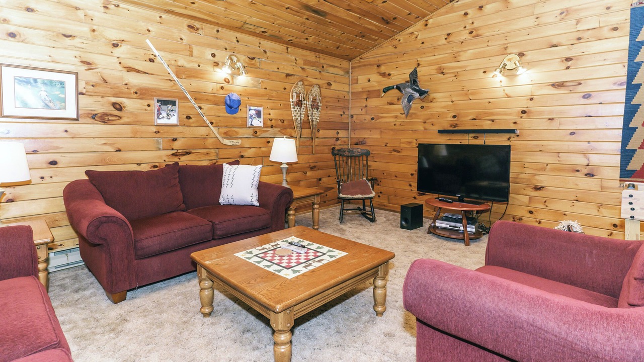 Photo of Livingroom in Foley
