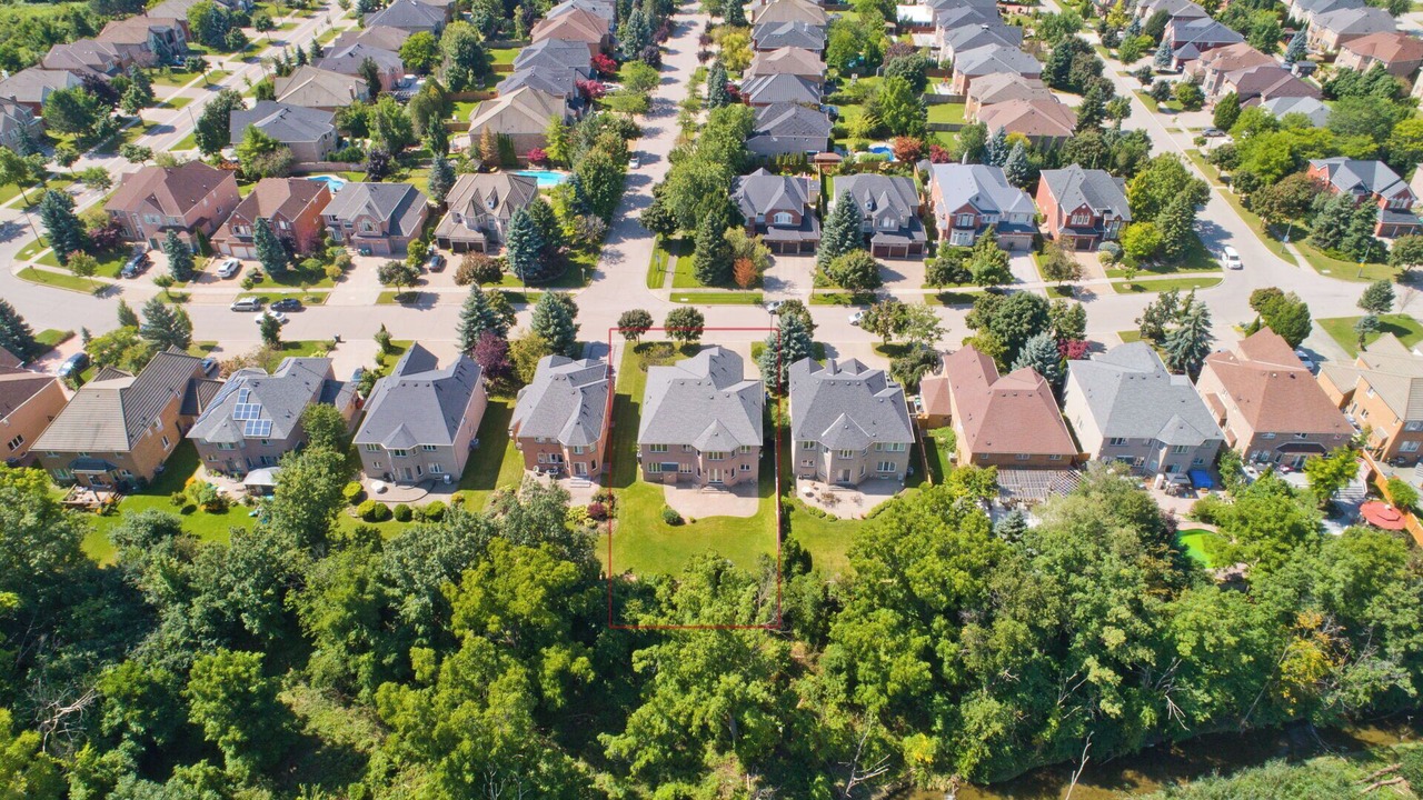 Photo of Outdoor in Streetsville