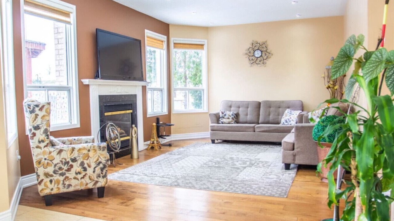 Photo of Livingroom in Brampton