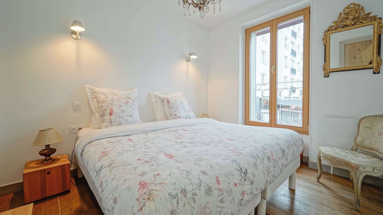 Photo of Bedroom in Les Puces de Saint-Ouen