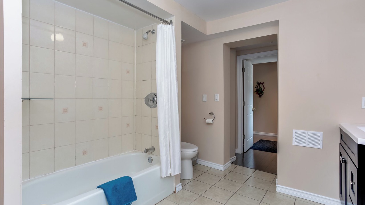 Photo of Bathroom in The Blue Mountains