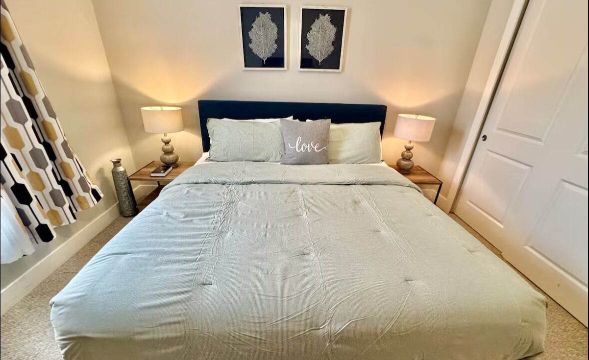 Photo of Bedroom in Crestwynd Bay