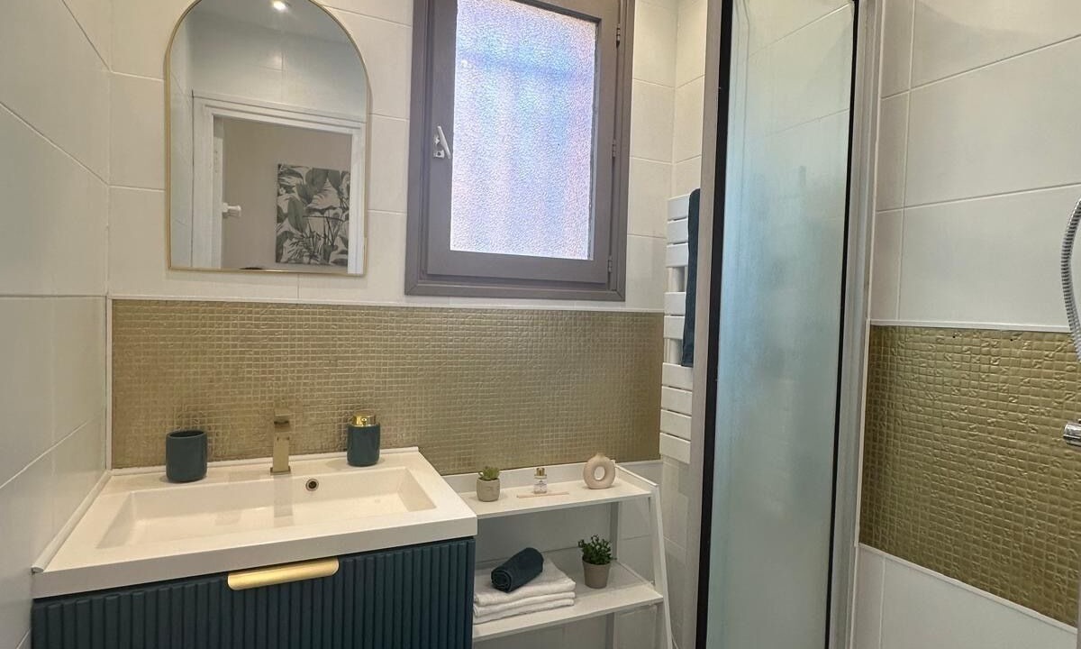 Photo of Bathroom in Champs-sur-Marne