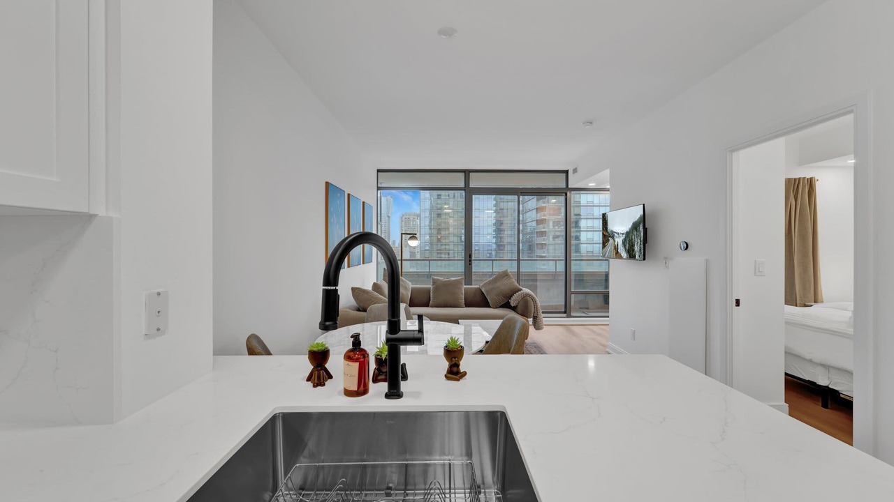 Photo of Bedroom in Bloor-Yorkville