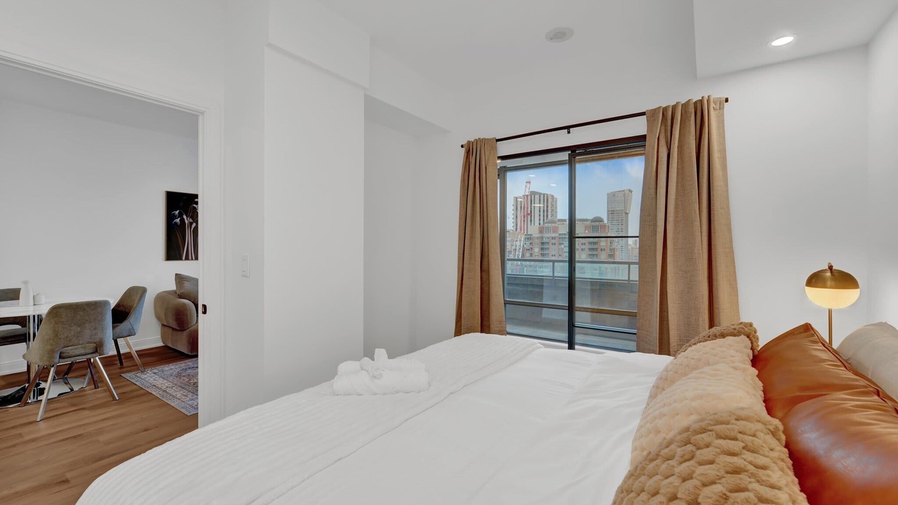 Photo of Bedroom in Bloor-Yorkville