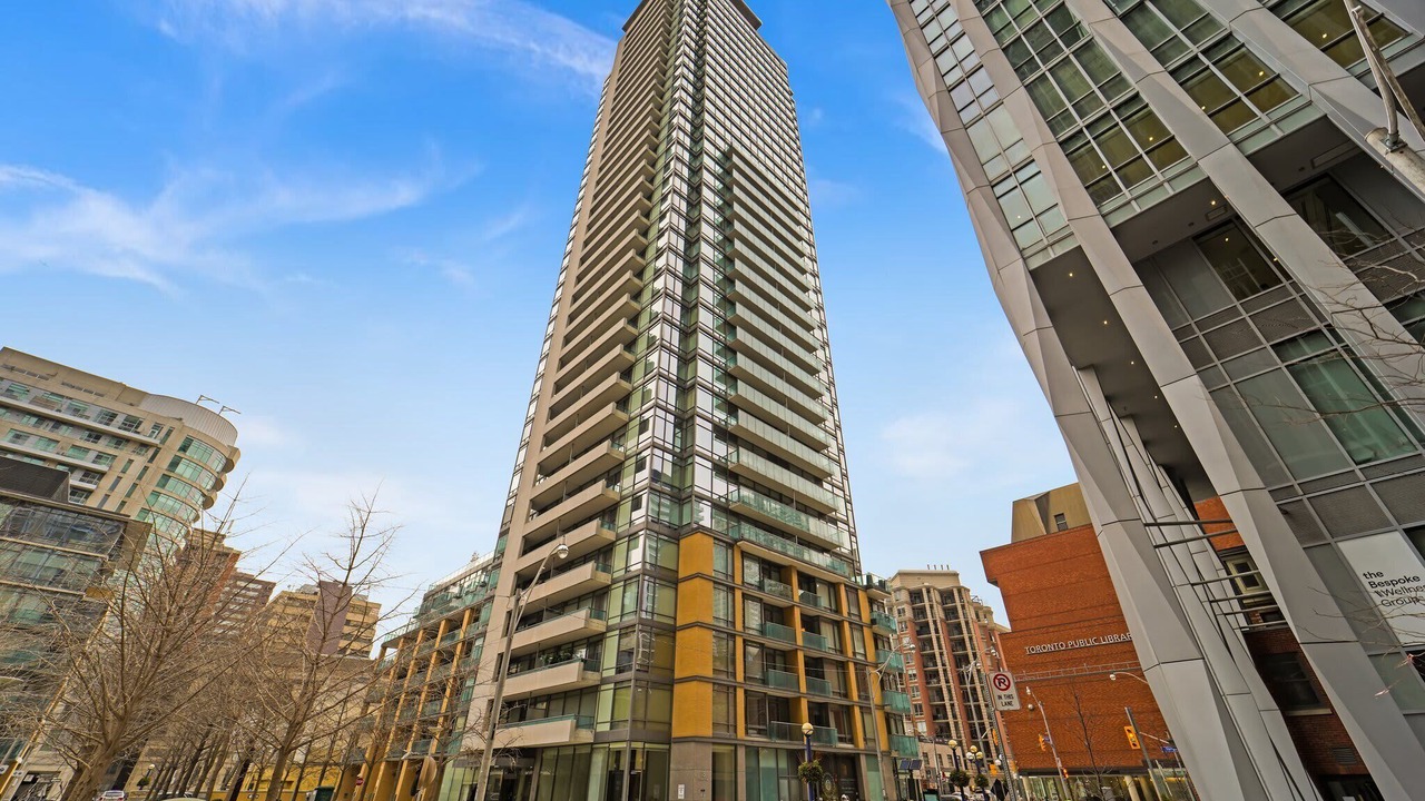 Photo of Outdoor in Bloor-Yorkville