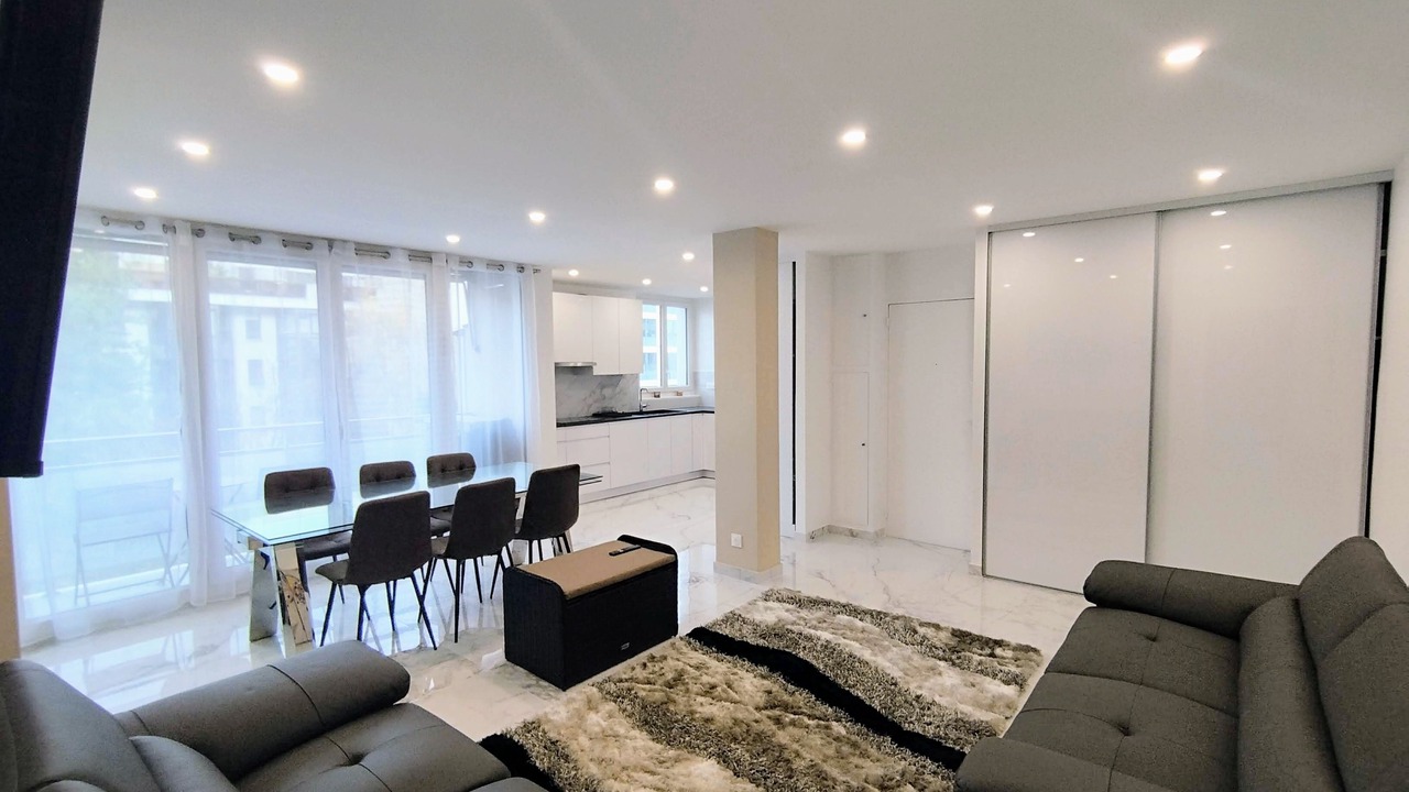 Photo of Livingroom in Levallois-Perret