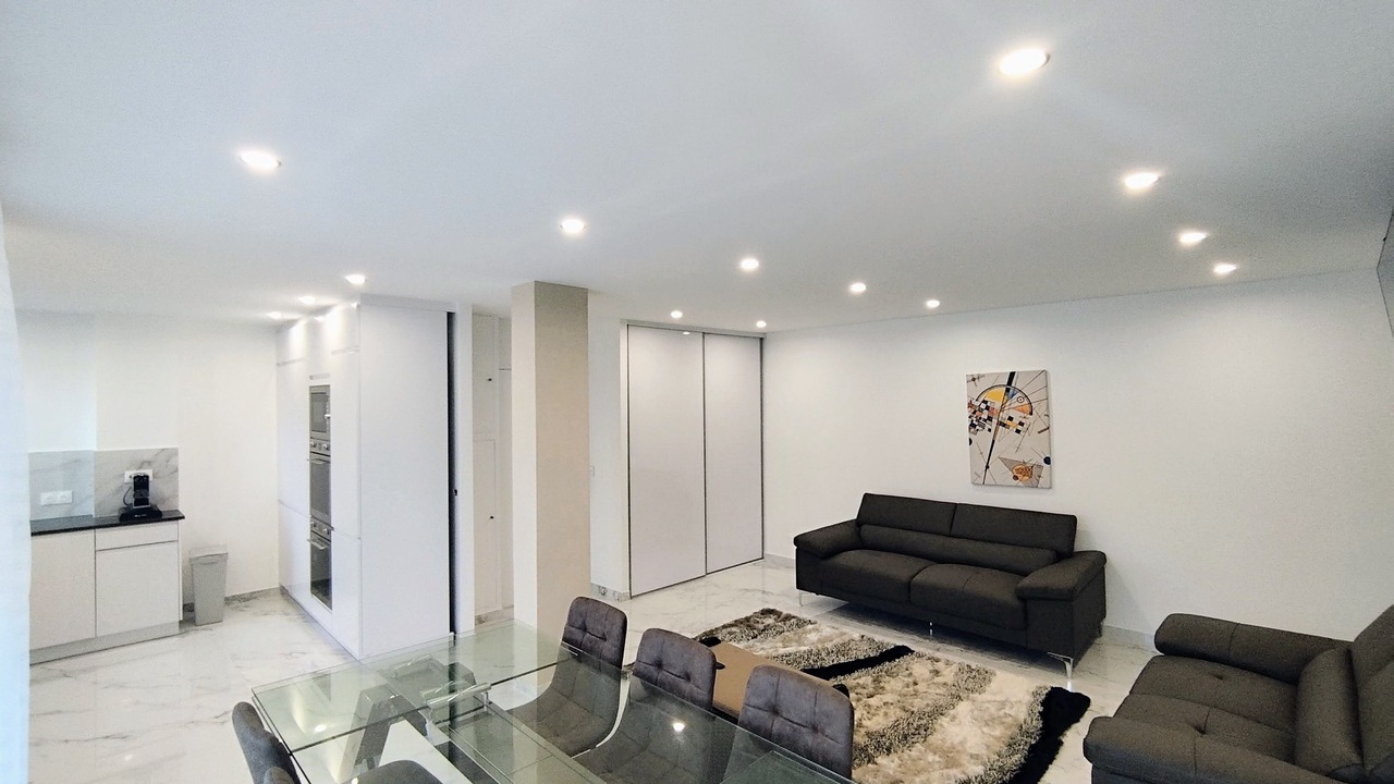 Photo of Livingroom in Levallois-Perret