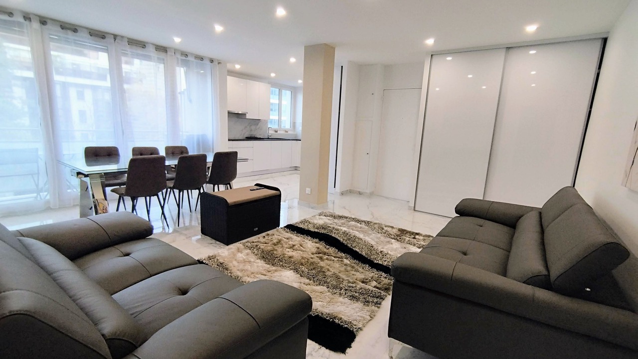 Photo of Livingroom in Levallois-Perret