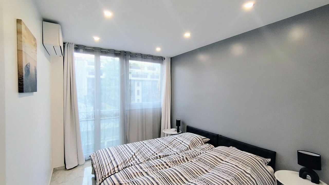 Photo of Bedroom in Levallois-Perret