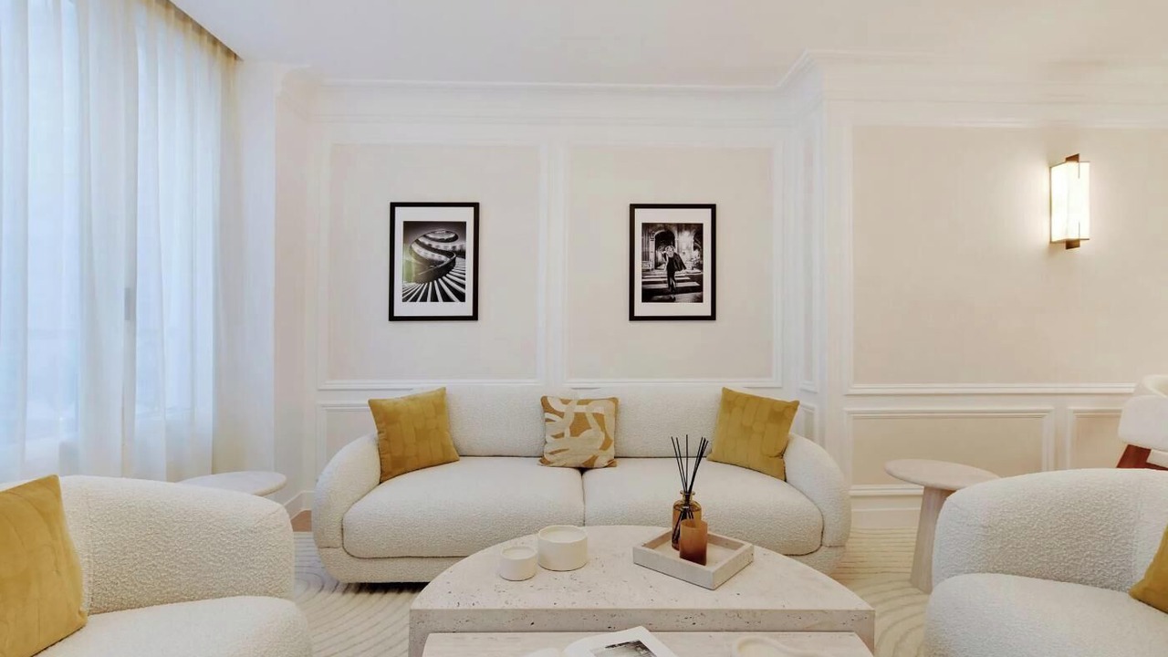 Photo of Livingroom in Quartier du Faubourg-Montmartre