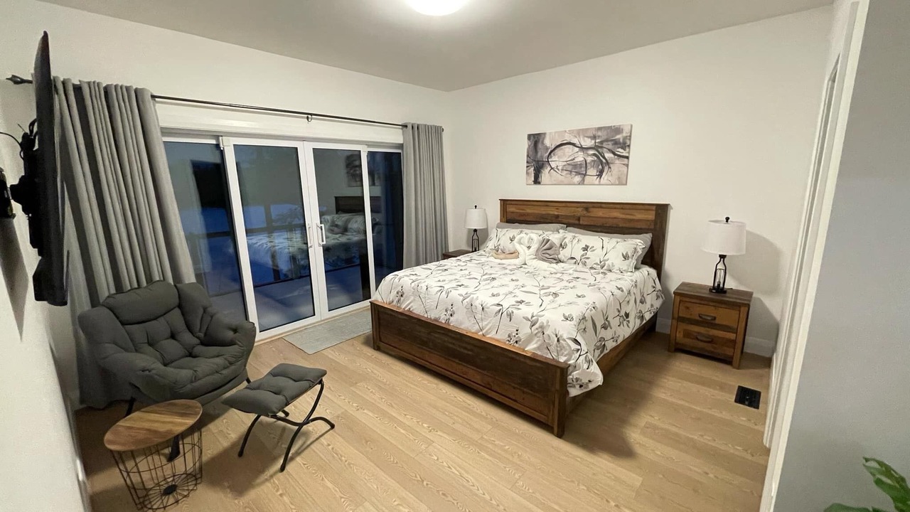 Photo of Bedroom in Calabogie