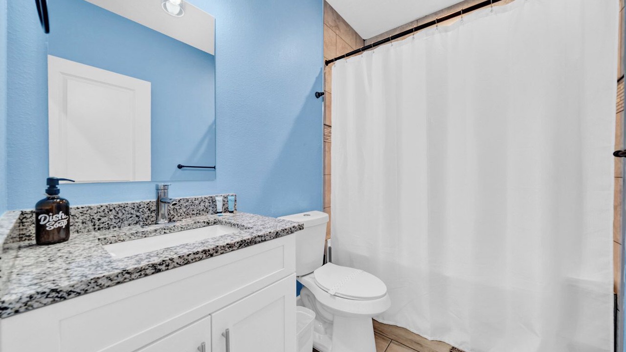 Photo of Bathroom in Bridgewater Crossing