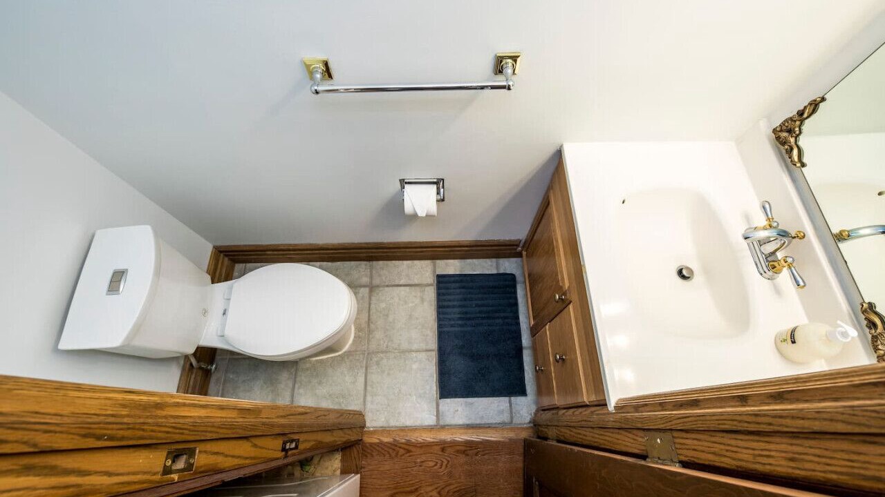 Photo of Bathroom in Bloor-Yorkville