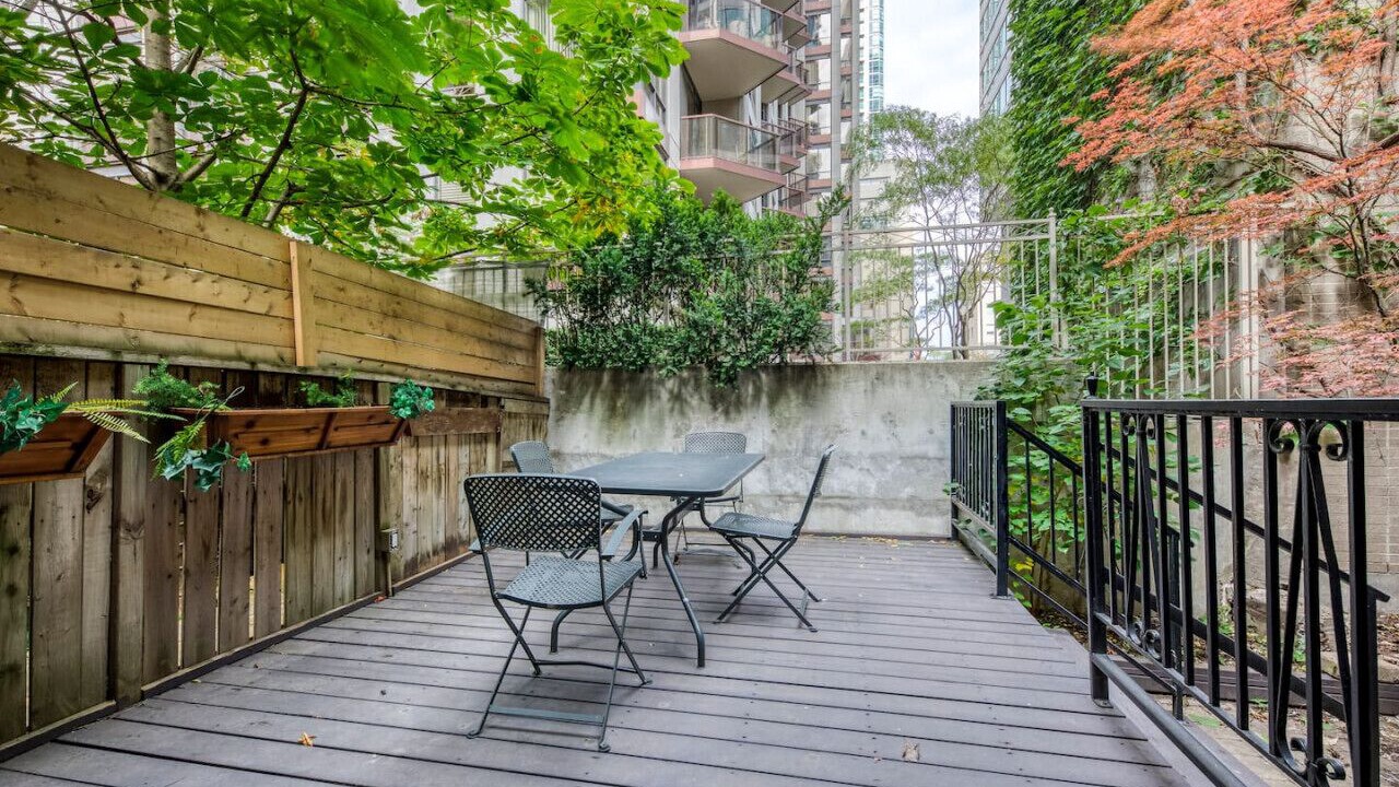 Photo of Outdoor in Bloor-Yorkville