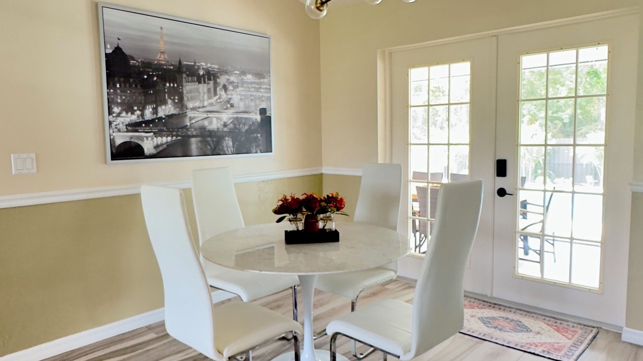 Photo of Livingroom in Three Oaks