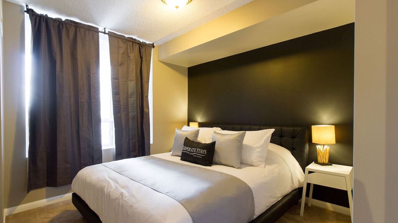 Photo of Bedroom in Financial District
