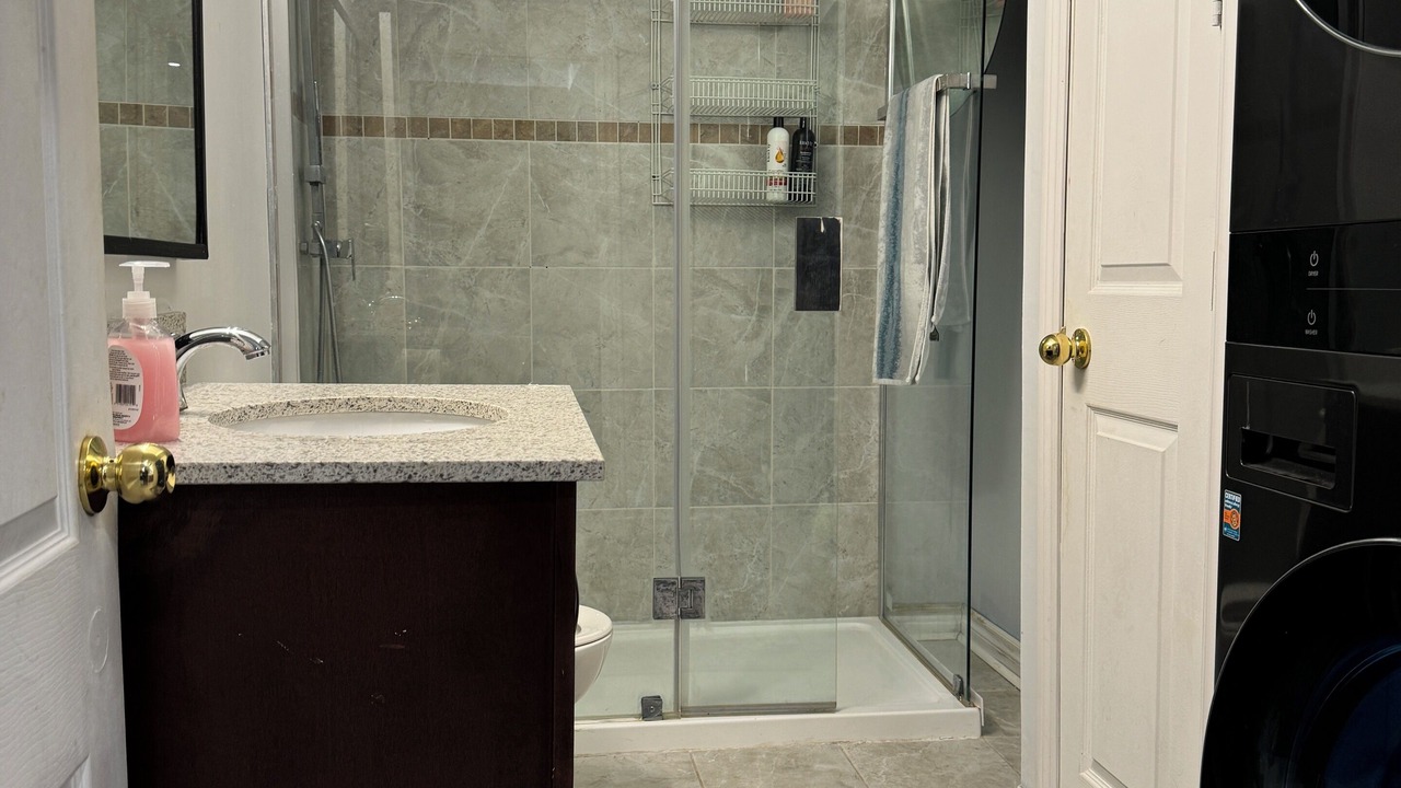 Photo of Bathroom in Richmond Hill