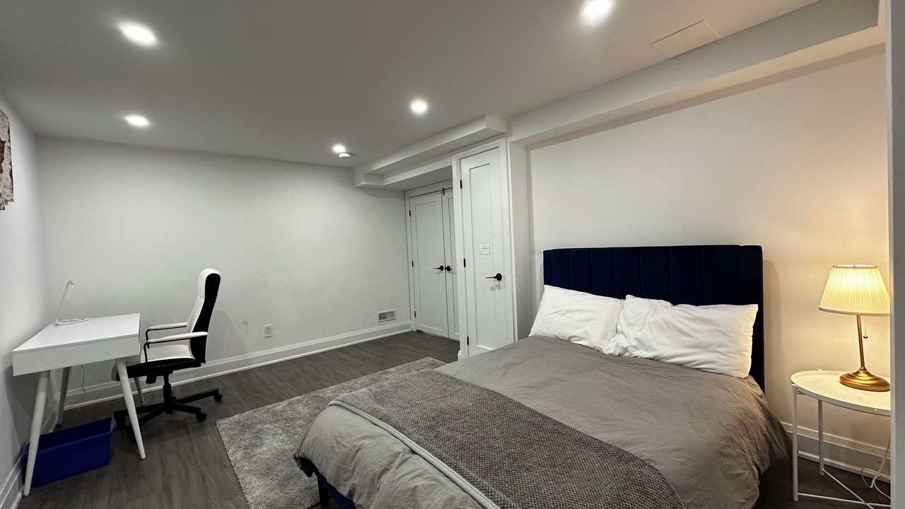 Photo of Bedroom in Aurora