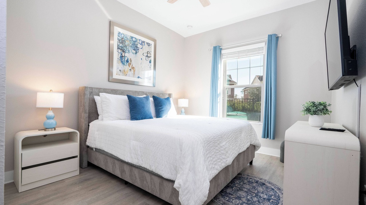 Photo of Bedroom in Crestwynd Bay