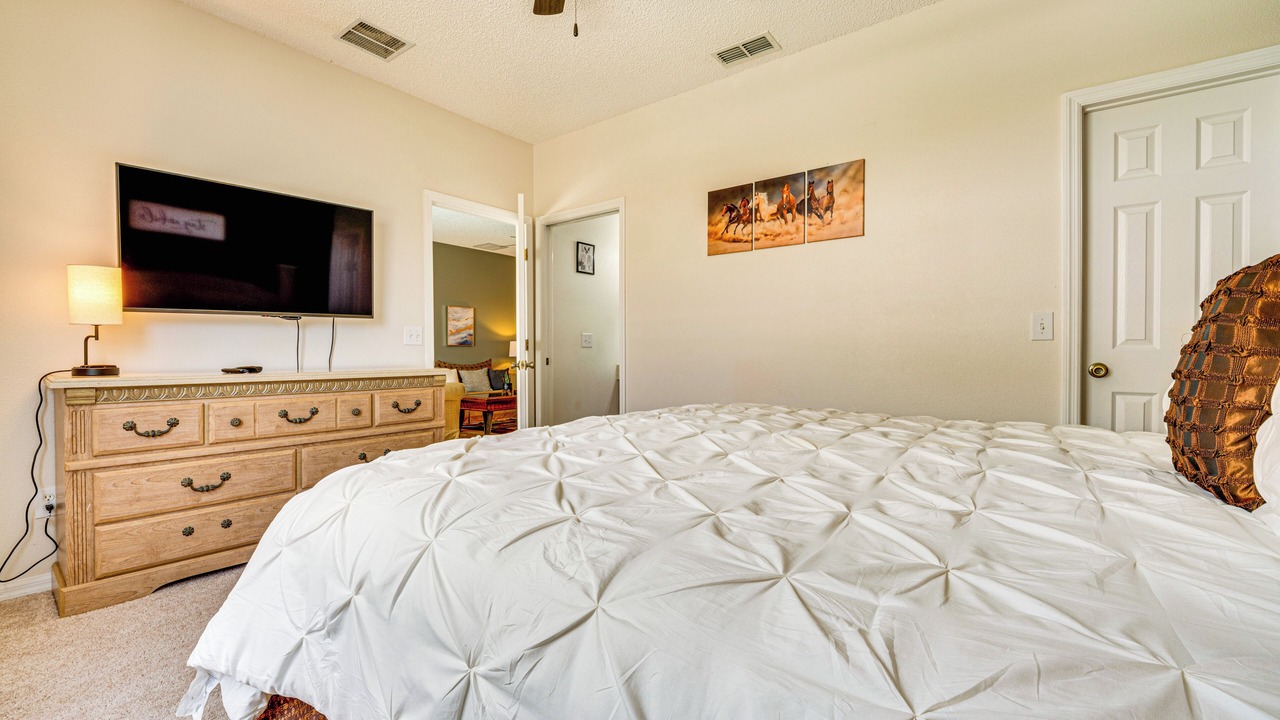Photo of Bedroom in Sunset Ridge