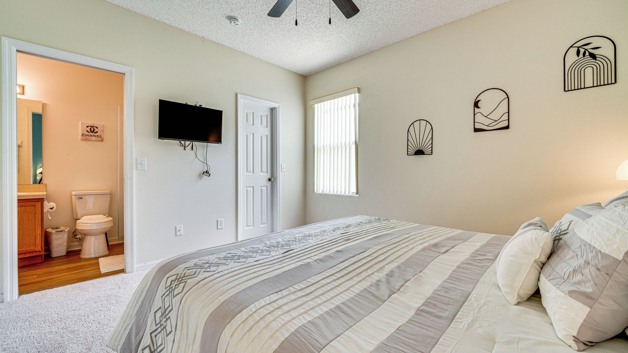Photo of Bedroom in Sunset Ridge