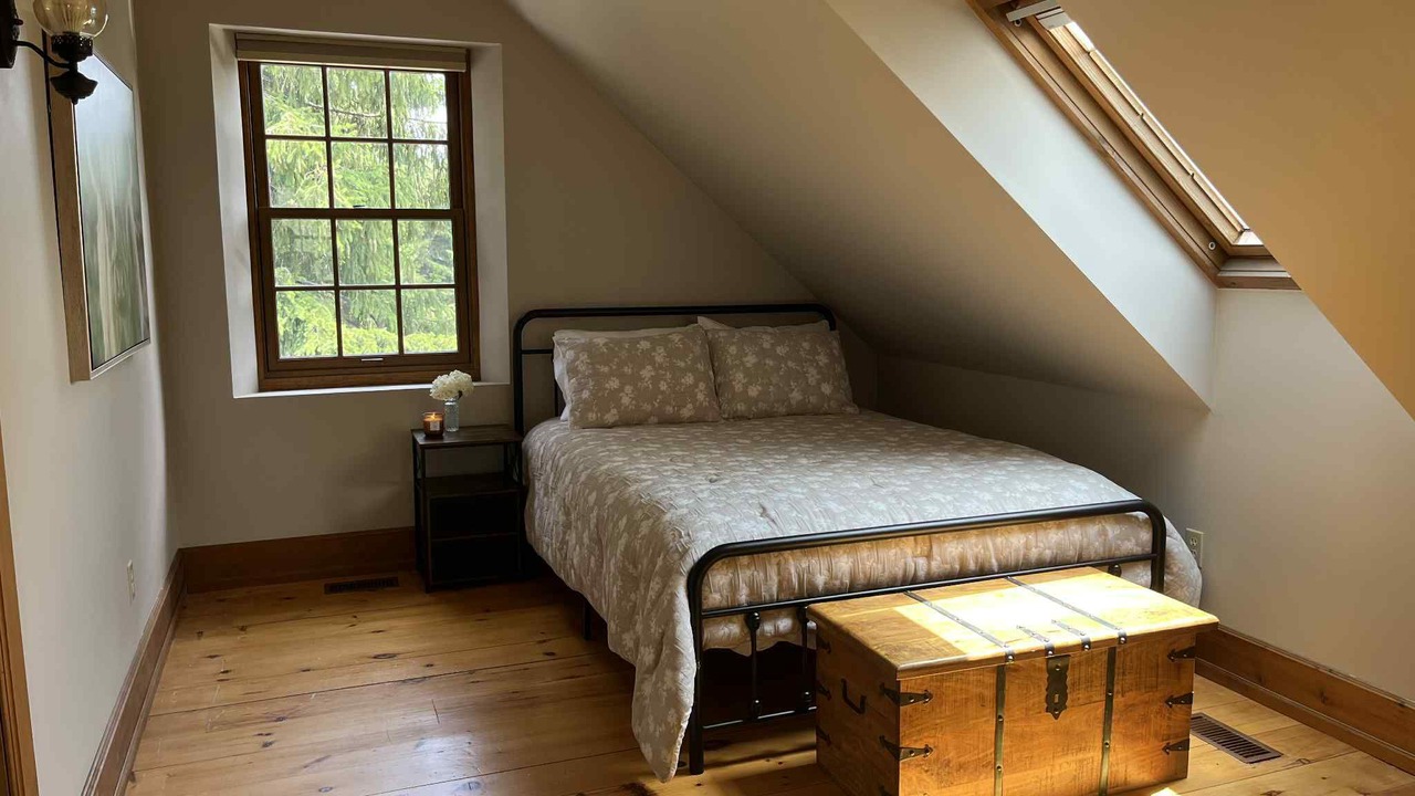 Photo of Bedroom in Guelph/Eramosa