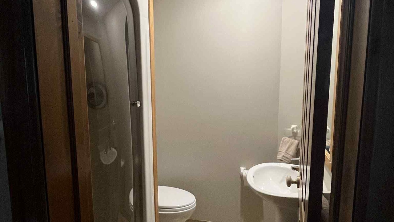 Photo of Bathroom in Guelph/Eramosa